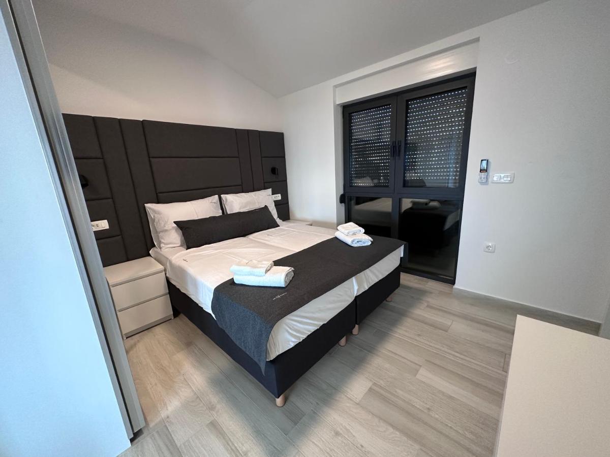 Luxury Apartments Marty Malinska Exterior foto
