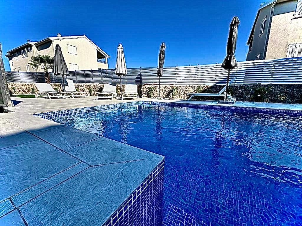 Luxury Apartments Marty Malinska Exterior foto