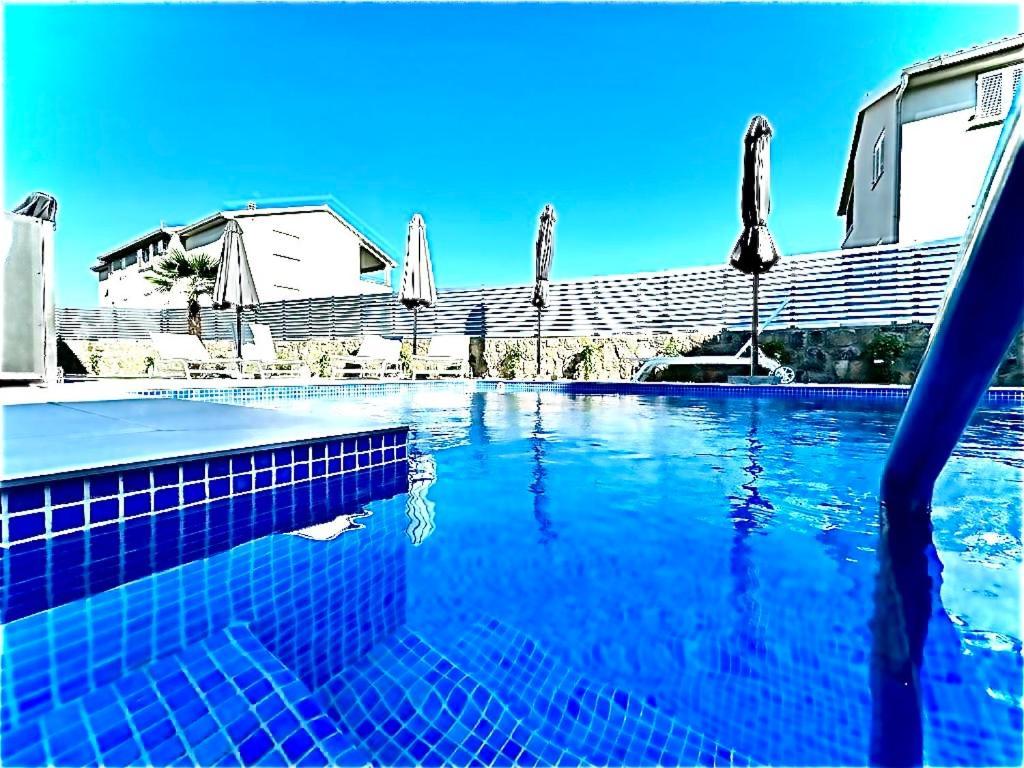 Luxury Apartments Marty Malinska Exterior foto