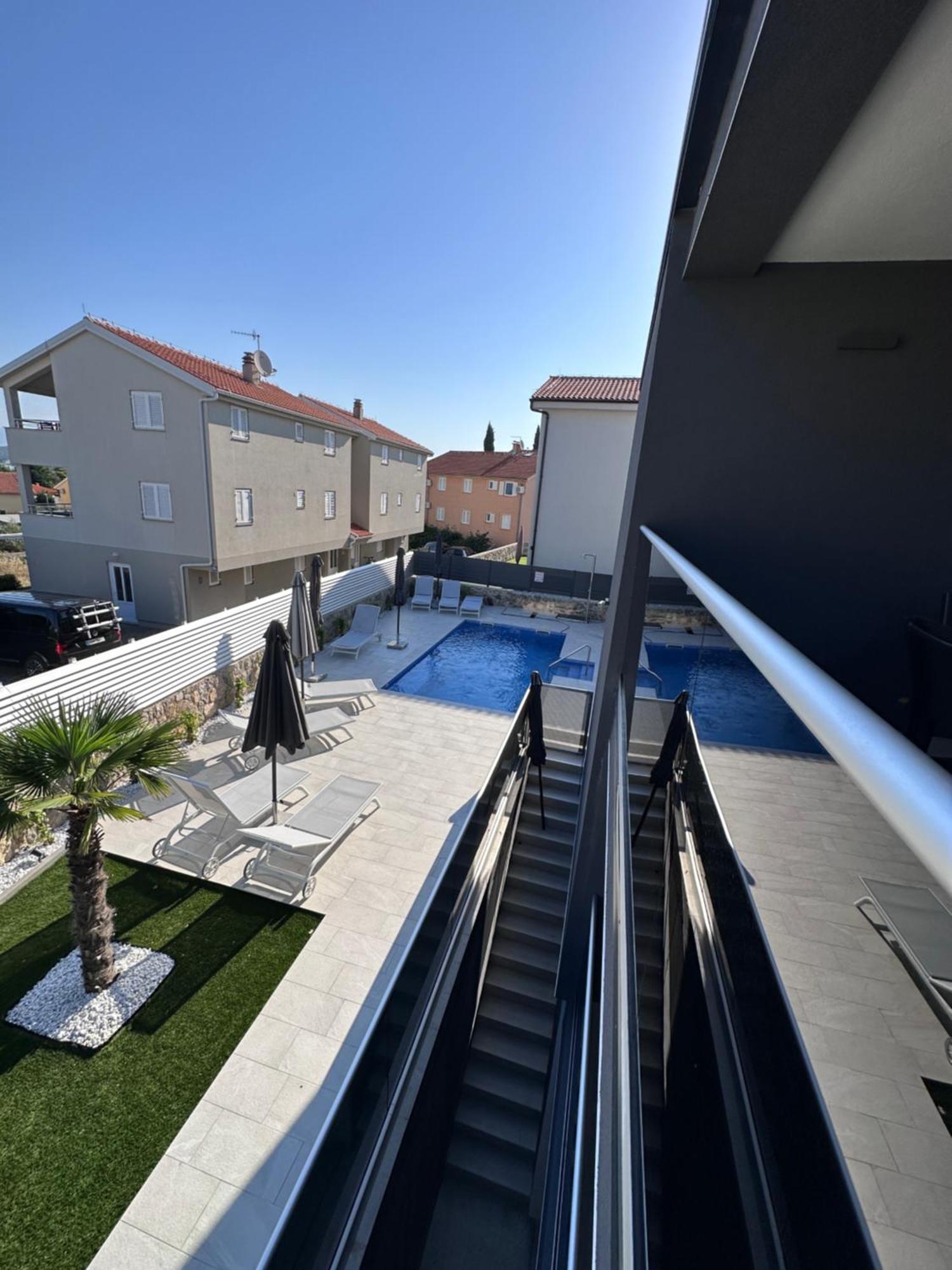 Luxury Apartments Marty Malinska Exterior foto