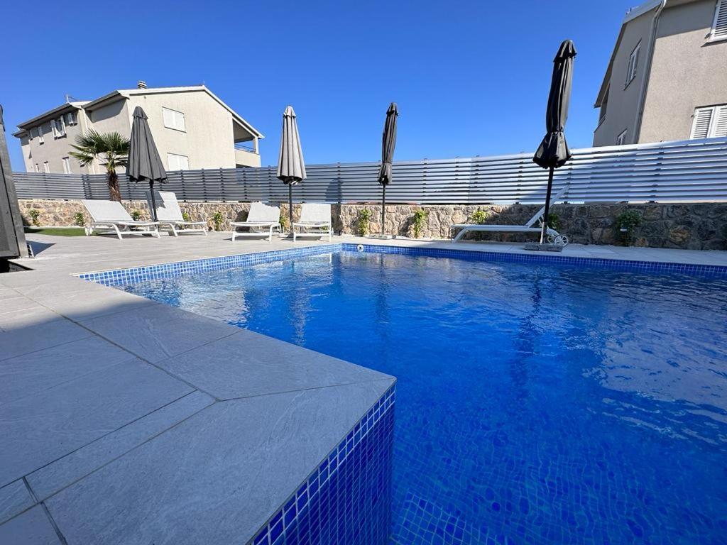 Luxury Apartments Marty Malinska Exterior foto